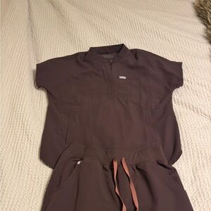 Figs Technical Collection Top in Brown